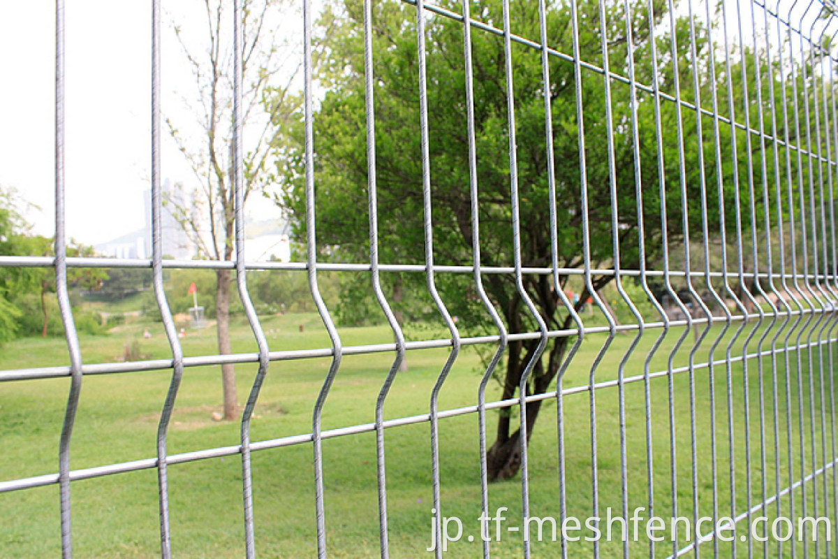 welded mesh fencing with square post